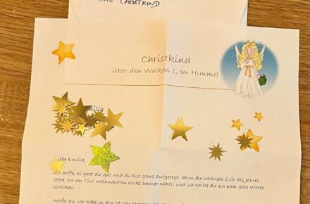 Briefe vom Christkind für Kinder im Rehazentrum Wiesing