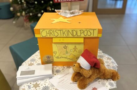Optiwuff und das Christkindl-Postamt in der Kinderreha Wiesing