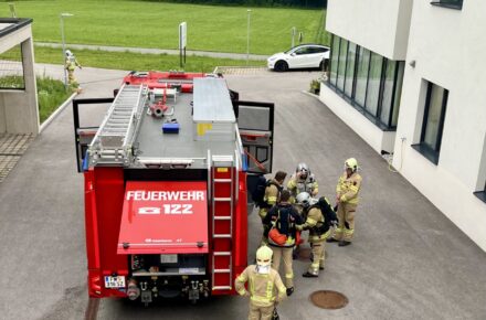 Feuerwehrübung im OptimaMed Rehabilitationszentrum für Kinder und Jugendliche Wiesing