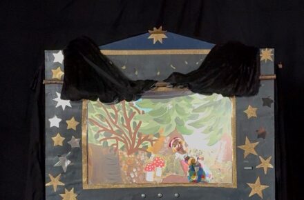 Kasperltheater in der OptimaMed Kinderreha Wiesing